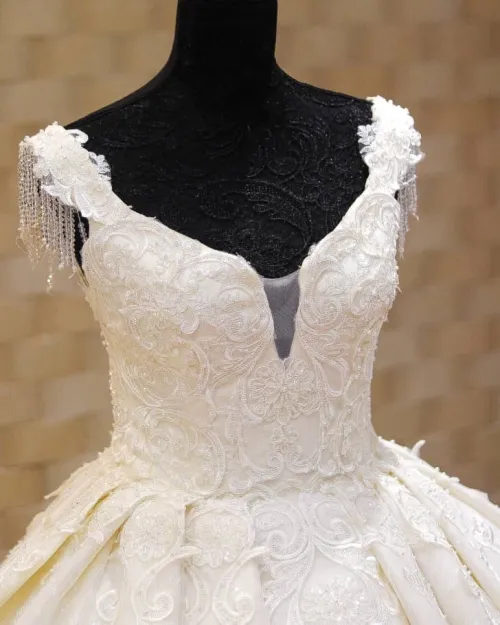 Robes blanche neuf