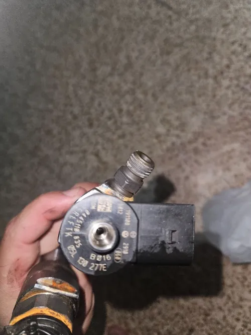 Injecteur 05L 