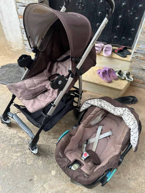 Poussette cosy bébé confort 