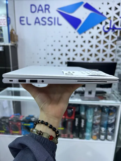 HP EliteBook 845 g8 AMD Ryzen 5 PRO 5650U 8 Go DDR4 3200 MHz 256 Go SSD M.2 PCIe NVMe