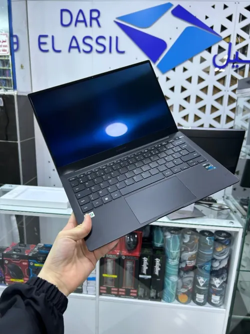 Laptop Samsung Galaxy Book2 Pro I5-1240P Evo 8G 256Go 13 pouce FHD AMOLED neuf Sous Emballage