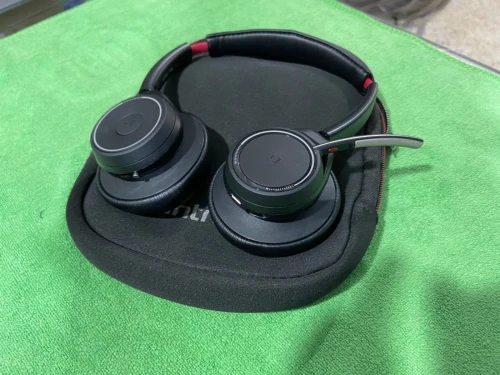 Casque Sans Fil Plantronics Voyager Focus UC B825