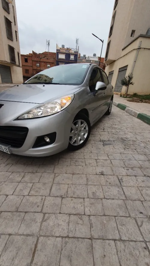 Peugeot 207 plus 2013 207 plus