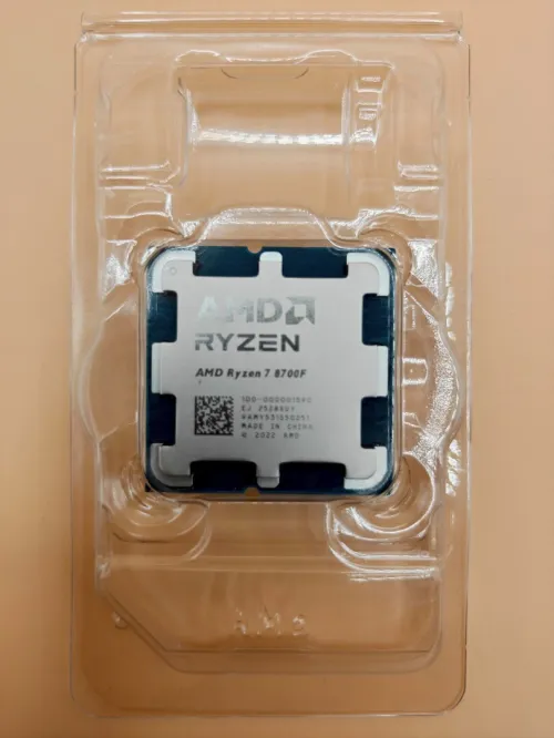 RYZEN 7 8700