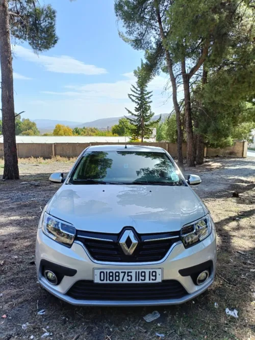 Renault Symbol 2019 White édition extrême