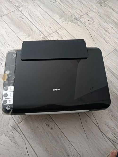 A VENDRE IMPRIMANTE ET SCAN COULEURS 