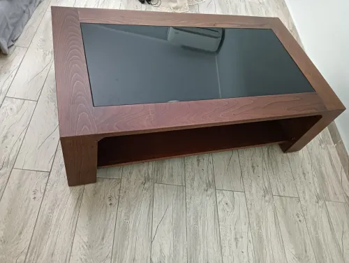 TABLE DE SALON ET TROIS TABLES BASSE