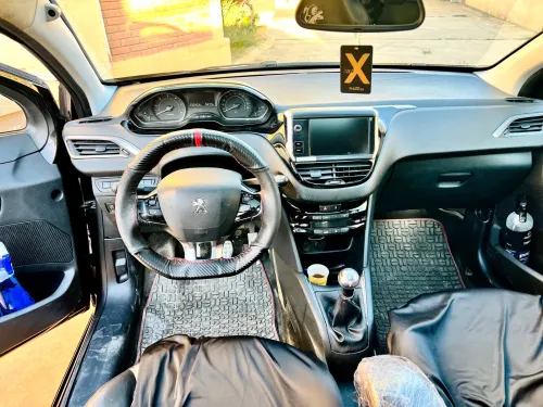 Peugeot 208 2018 GT Line
