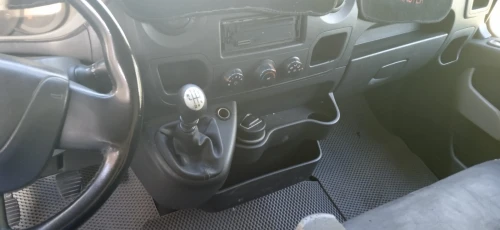 Renault master 2012