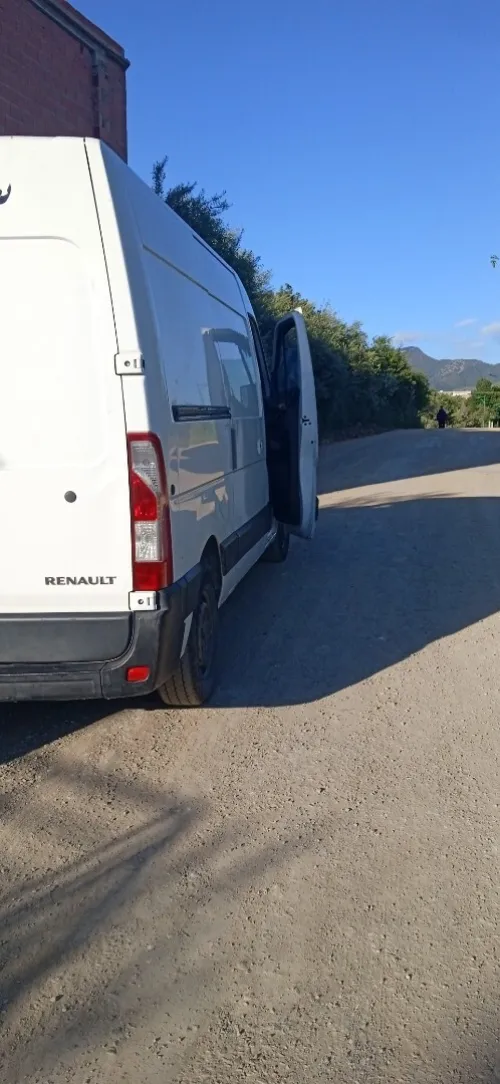 Renault master 2012