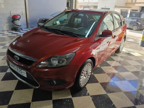 Ford Focus 5 portes 2011 titanium