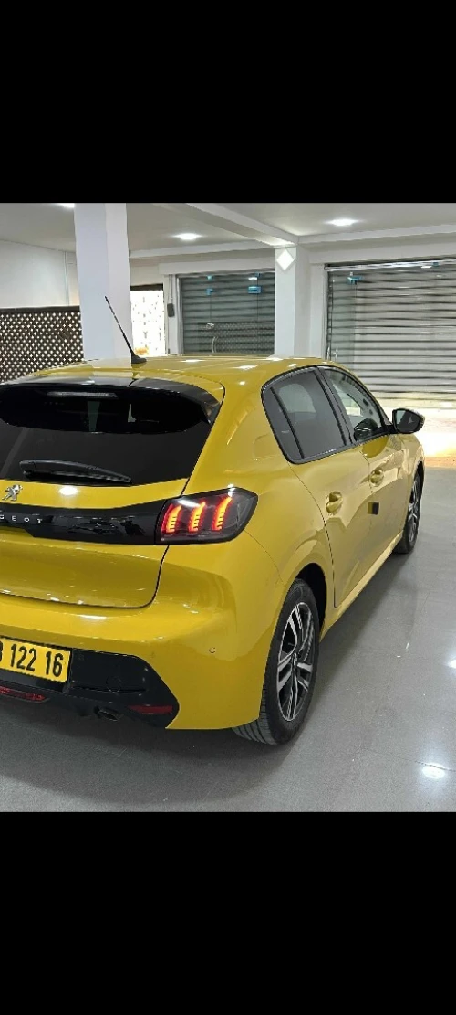 Peugeot 208 2022 Active Facelift