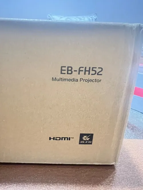 Epson EB-FH52