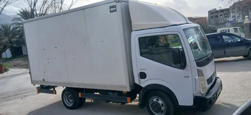 Renault Maxity 2014