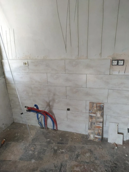 Cuisine équipé et travaux d'intérieur