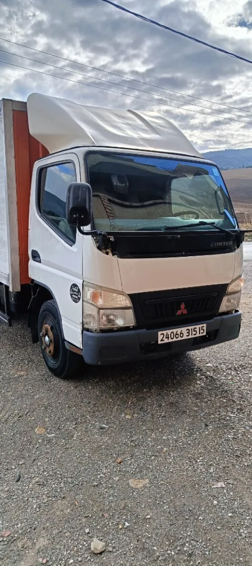 Mitsubishi Canter 2015