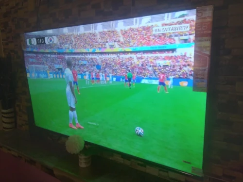 TV  SMART SETRIM 58