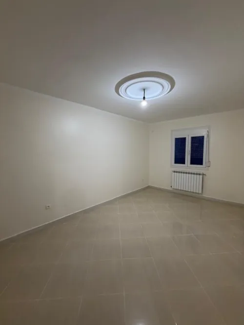 Location Appartement Niveau de villa F4 Alger Bordj el kiffan