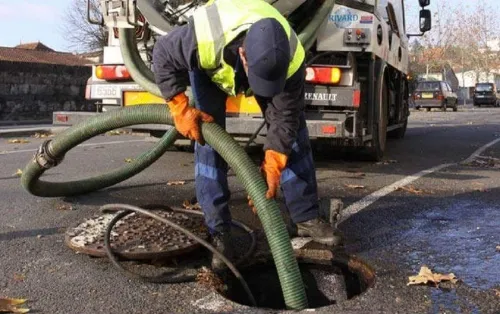 Camion Débouchage canalisation curage vidange 