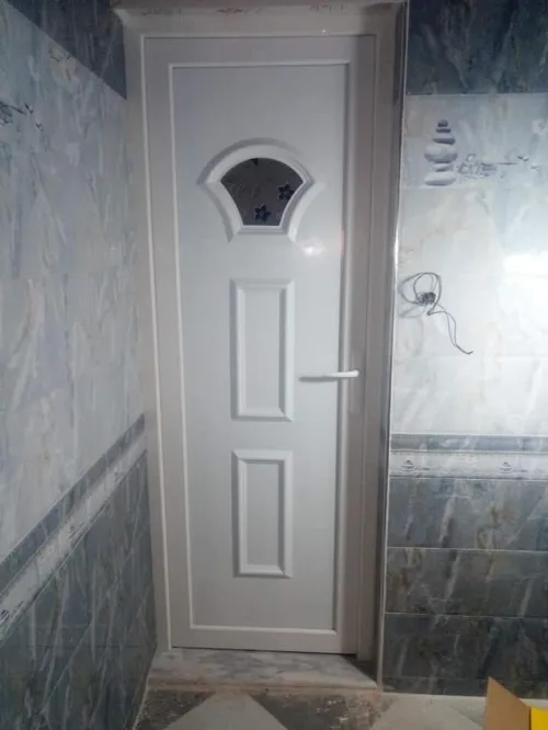 Porte en pvc pour chambres et sanitaires