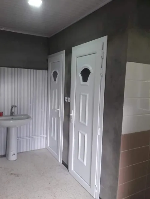 Porte en pvc pour chambres et sanitaires