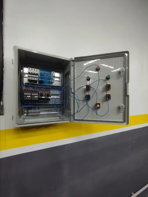 Conception & installation d'armoires électriques industrielles