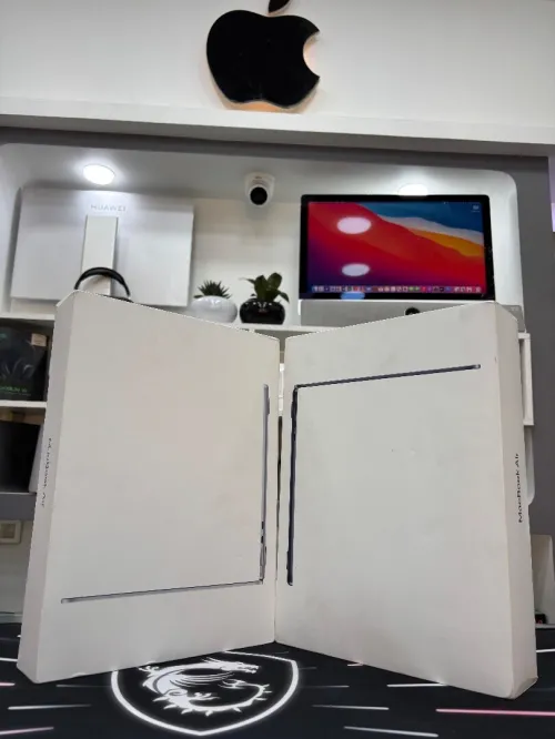 MACKBOOK Air M4