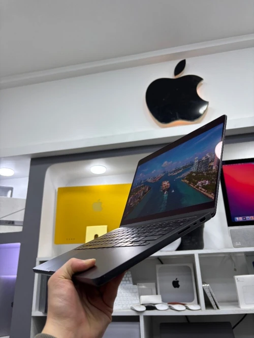 MacBook pro 2023