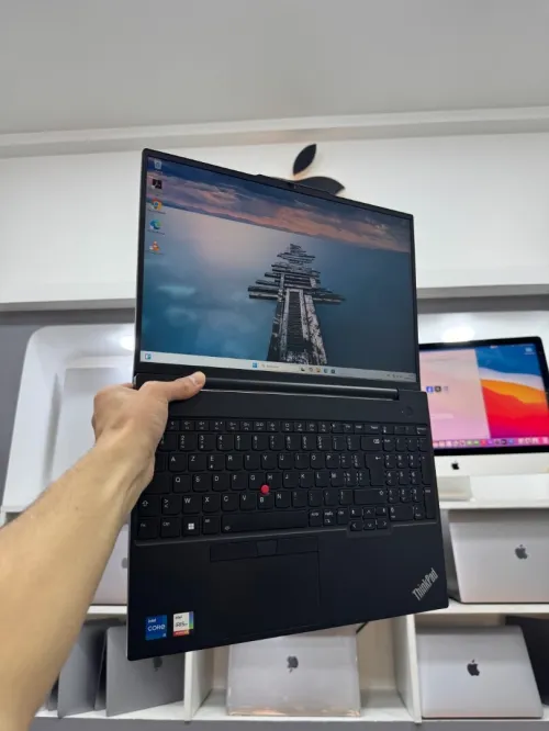 LENOVO THINKPAD E16