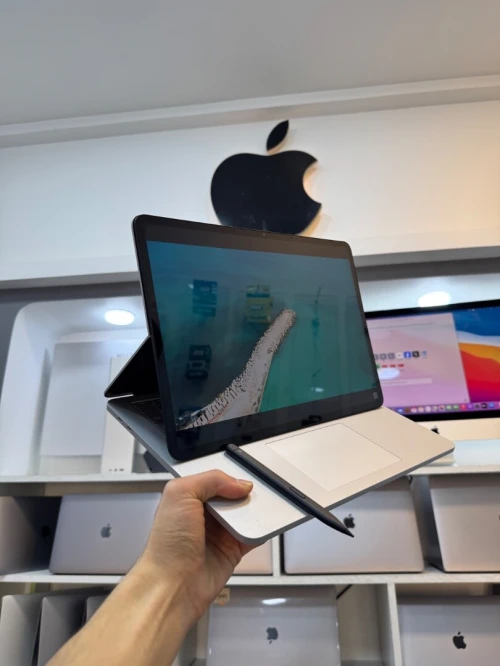 Surface laptop studio 