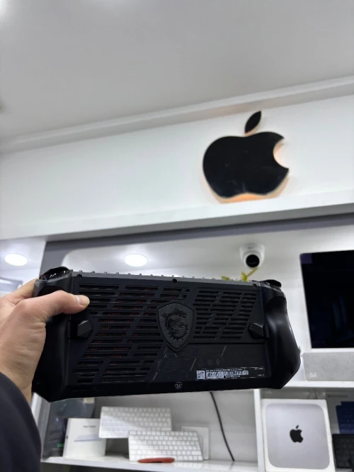 MSI CLAW A1M