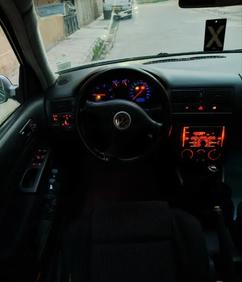 Volkswagen Golf 4 2003 Spécial
