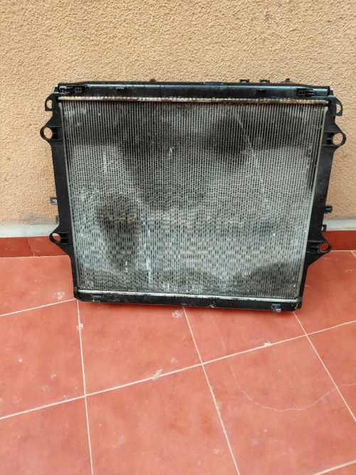 Radiateur moteur toyota revo européenne boit auto plus march pied
