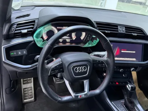 Audi Q3 2023 