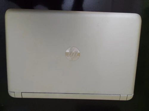 HP Pavilion i7 RAM 8GB 1TO SSHD Nvidia 940M