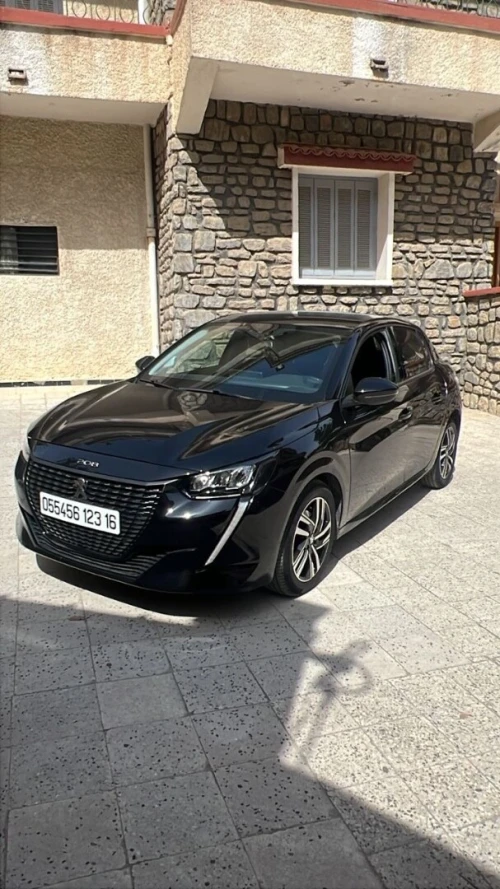Peugeot 208 2023 Allure Pack
