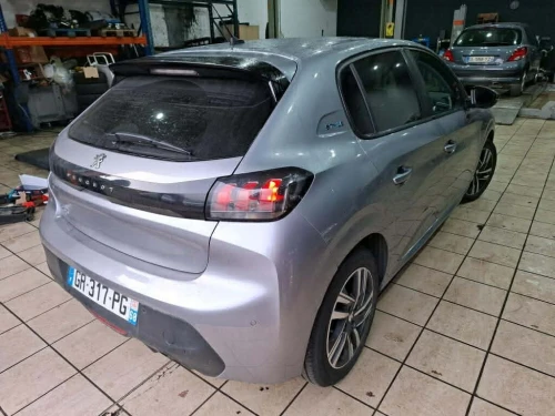 Peugeot 208 2023 E-Style