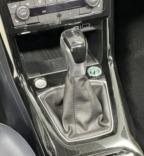 Volkswagen Tahru 2025 