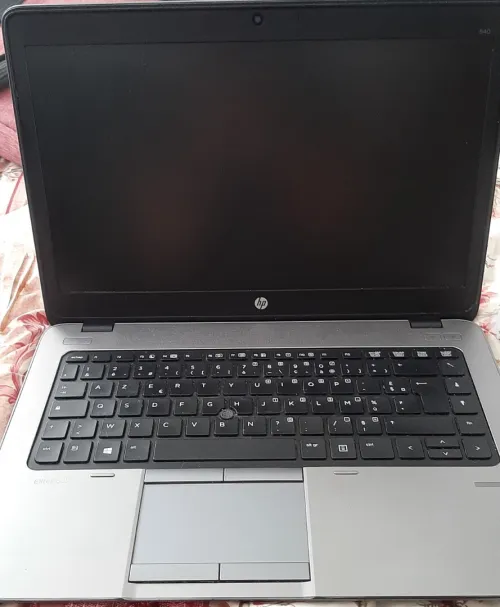 Pc portable HP elitebook 840