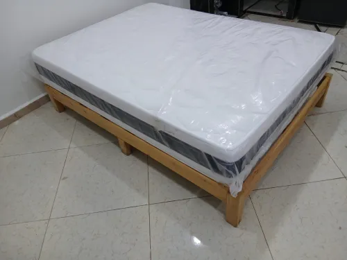 Vend matelas orthopédique neuf de lux