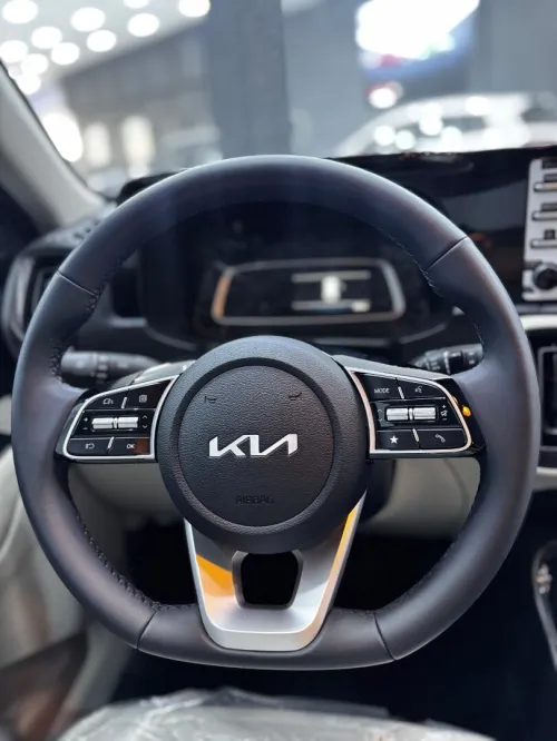 Kia Sonet  2025 Dubai