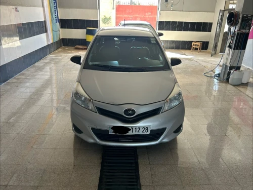 Toyota yaris 2012 copy