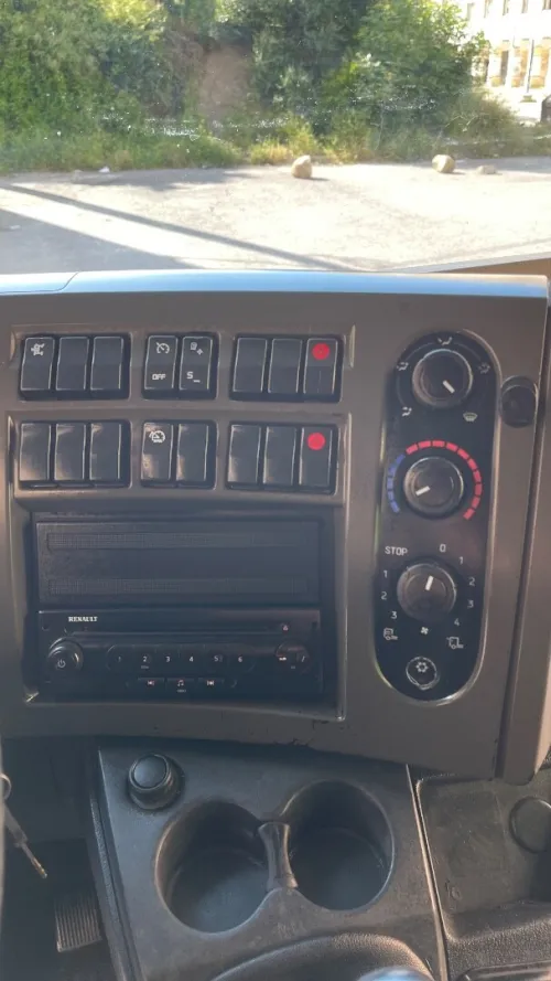 Renault Midlum 220dxi 2011