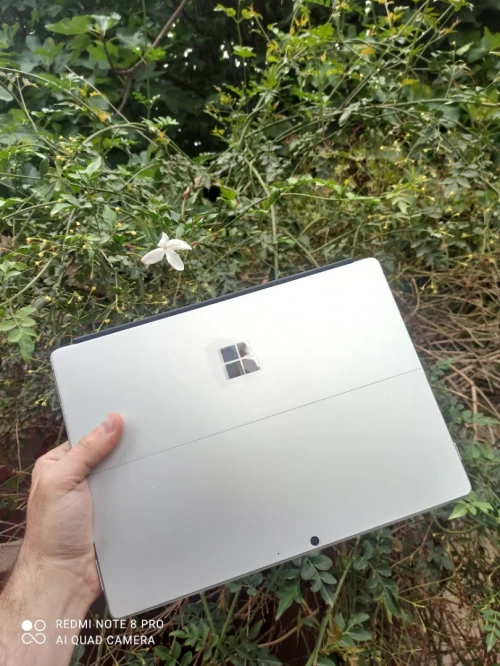 Surface pro 8 