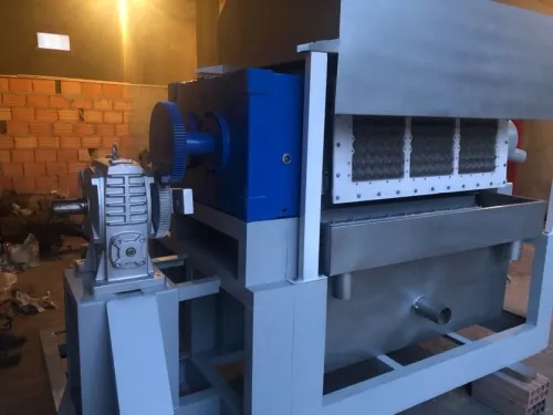 machine de fabrication de plateaux d oeufs