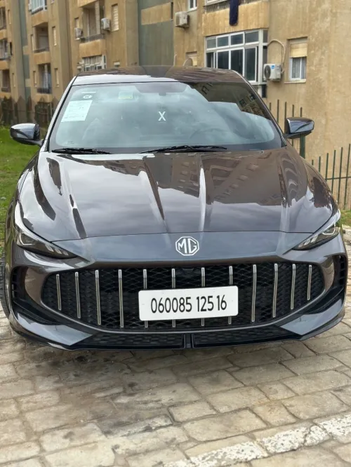 MG 5 2025 1.5 ESS 129CH T