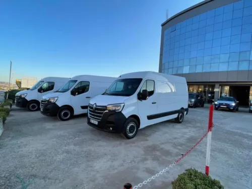 Renault Master 2025 L2 H2 ( 02 panneaux)
