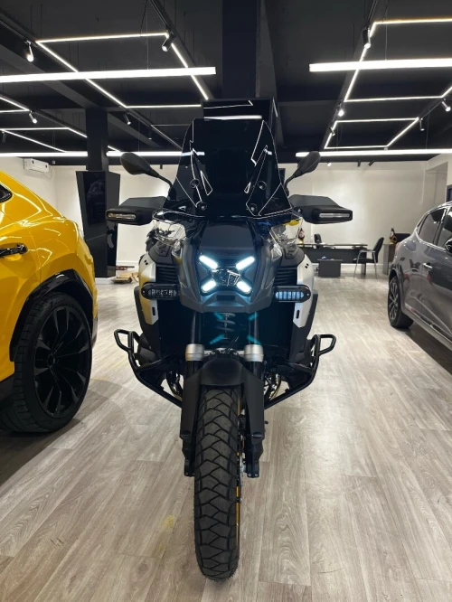 BMW GSA 2025