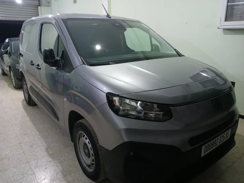 Fiat Doblo 2025 Tôle