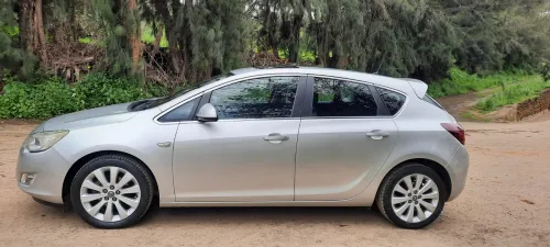 Opel Astra 2012 Astra